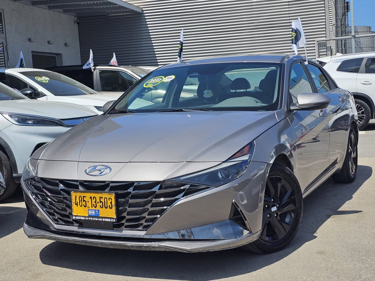 Hyundai Elantra 2023